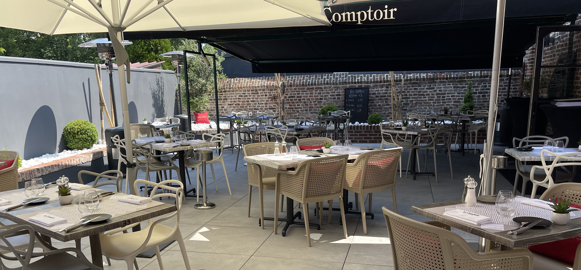 restaurant-le-comptoir-Labourse_slide_terasse